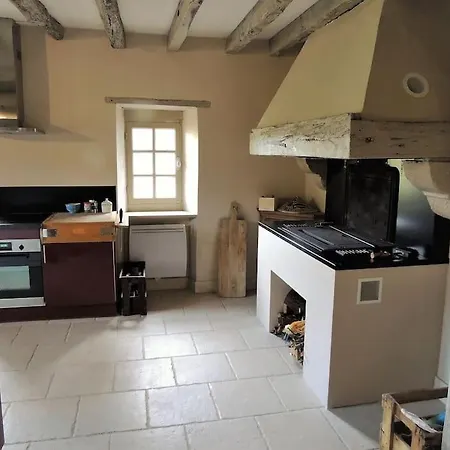 Charme Et Calme Dans Bergerie Du Xvii Eme *