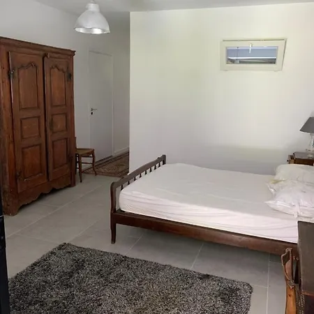 Ferienhaus Charme Et Calme Dans Bergerie Du Xvii Eme *